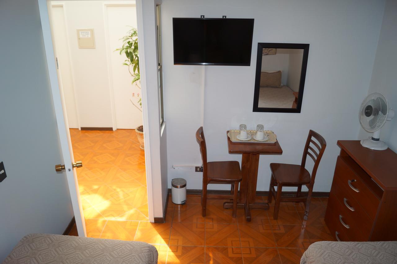 Residencial Universitaria Сантяго Екстериор снимка