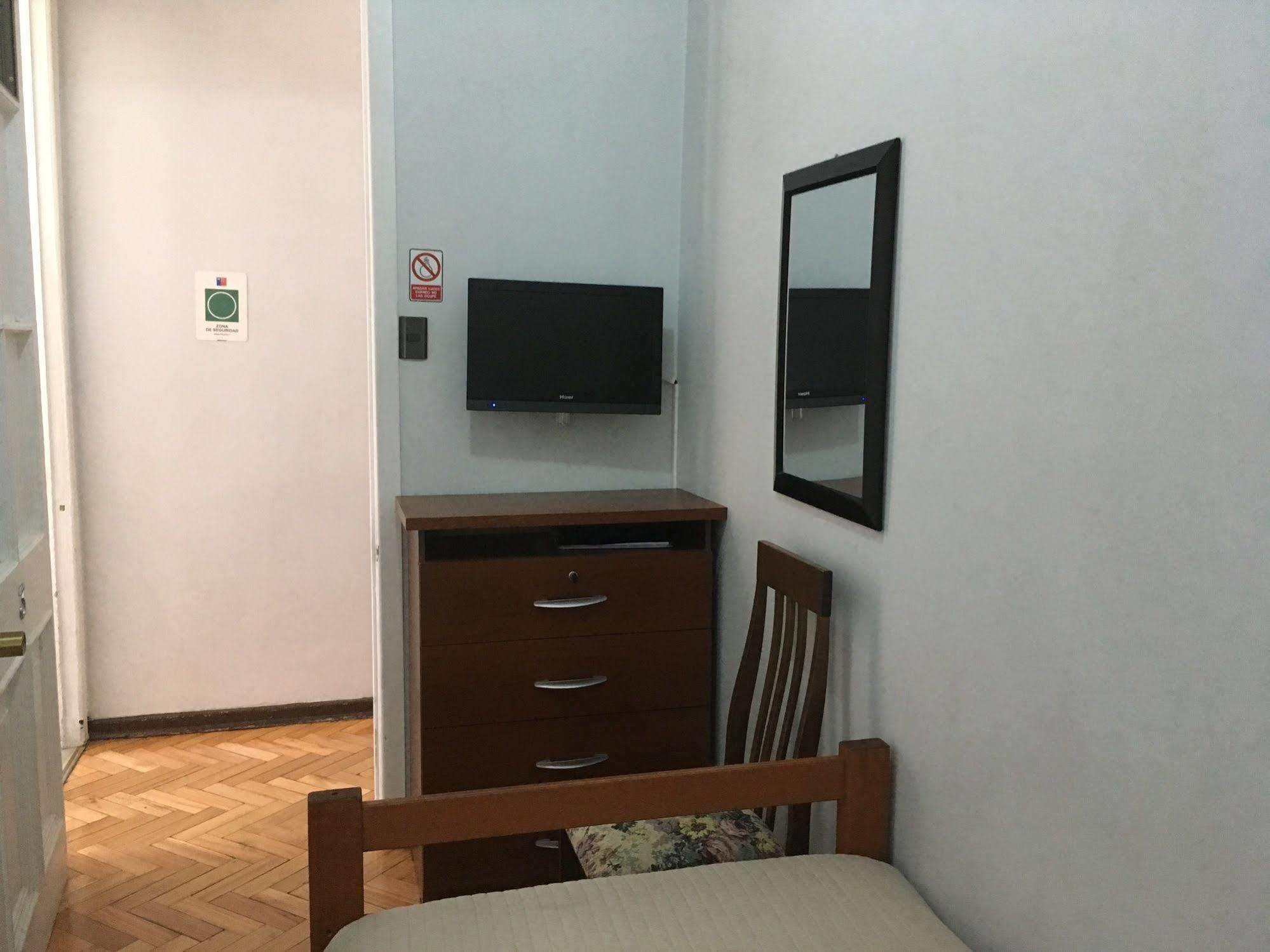 Residencial Universitaria Сантяго Екстериор снимка