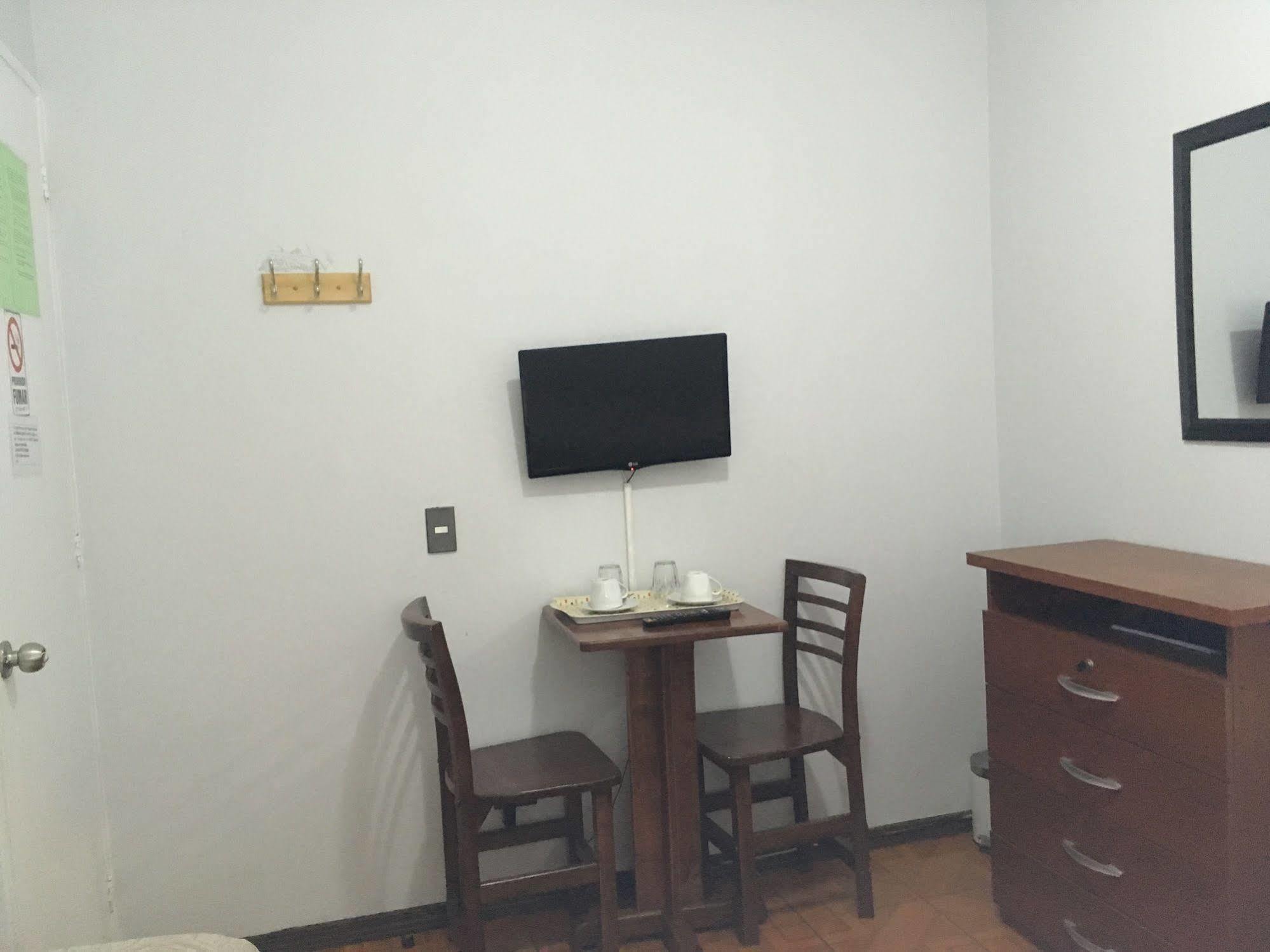 Residencial Universitaria Сантяго Екстериор снимка