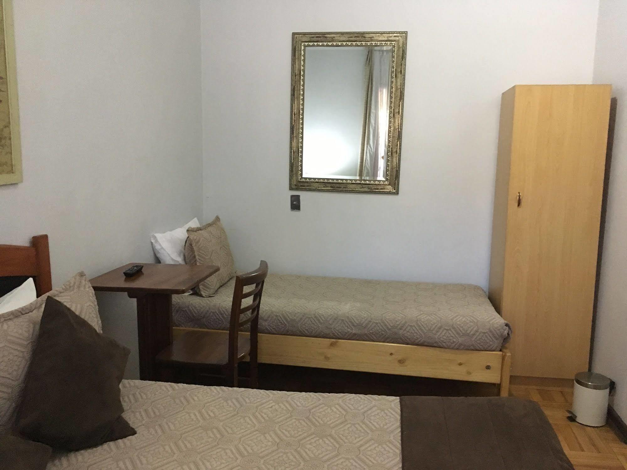 Residencial Universitaria Сантяго Екстериор снимка